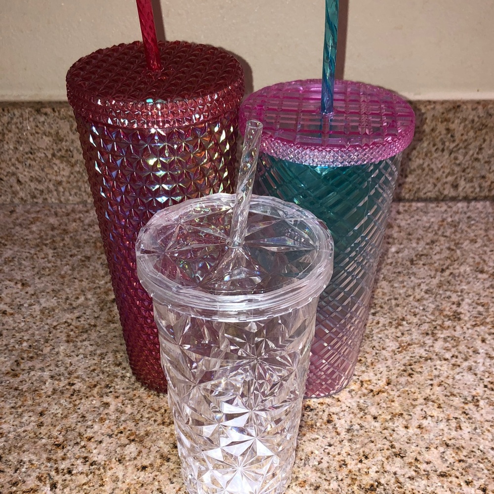 Set of 3 Textured Acrylic Tumbler Cups with Lids and Straws
